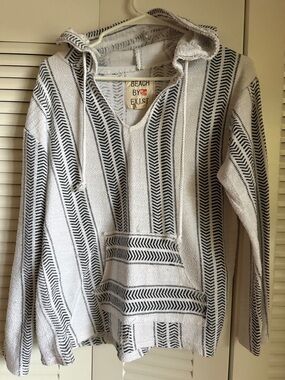 Beach By Exist White and Black V‑Neck Striped Sweater Hoodie